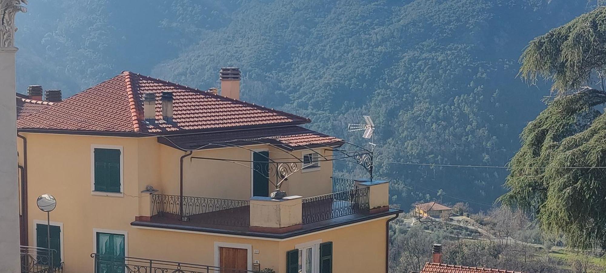 Camera Tra Le Cinque Terre, Camogli E Portofino. Vista Valle E Scorcio Mare All'Orizzonte Castiglione Chiavarese Exterior foto